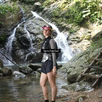 Runner Photo 8148016