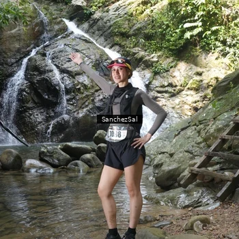 Runner Photo 8148028