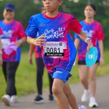 Runner Photo 8148063