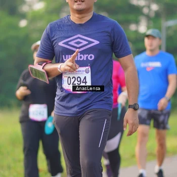 Runner Photo 8148082