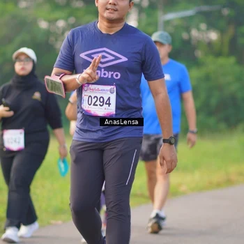 Runner Photo 8148085