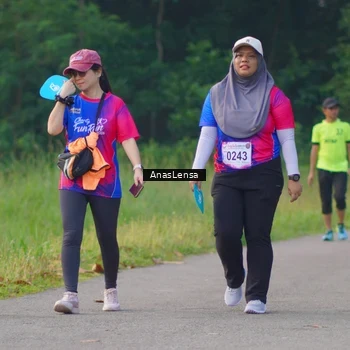 Runner Photo 8148095