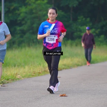 Runner Photo 8148186