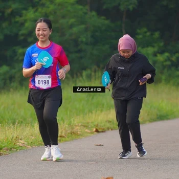 Runner Photo 8148211