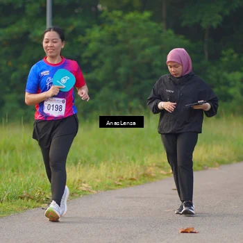 Runner Photo 8148215