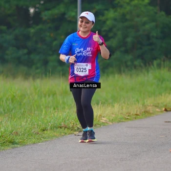 Runner Photo 8148244