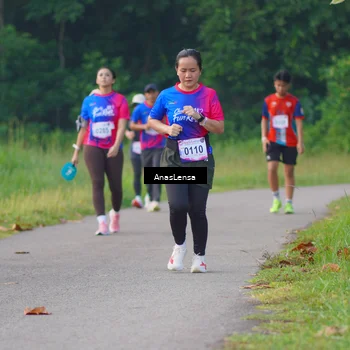 Runner Photo 8148282