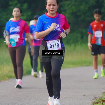 Runner Photo 8148288