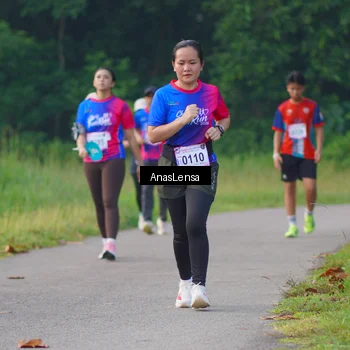 Runner Photo 8148289