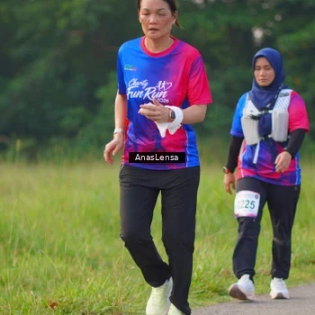 Runner Photo 8148299