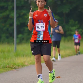 Runner Photo 8148331