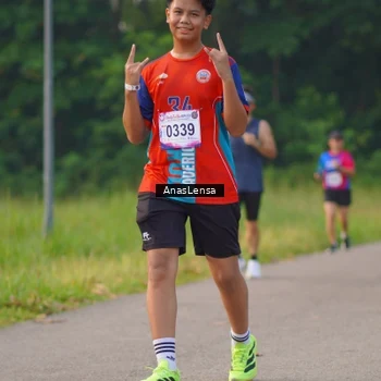 Runner Photo 8148337