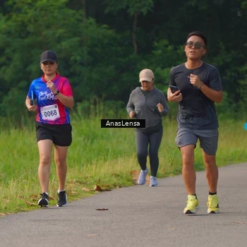 Runner Photo 8148340