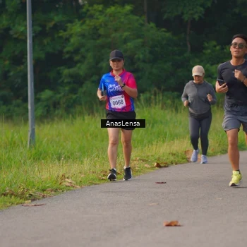 Runner Photo 8148344