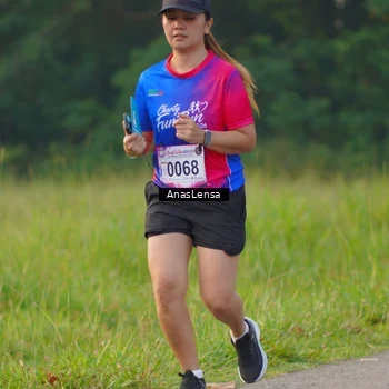 Runner Photo 8148347