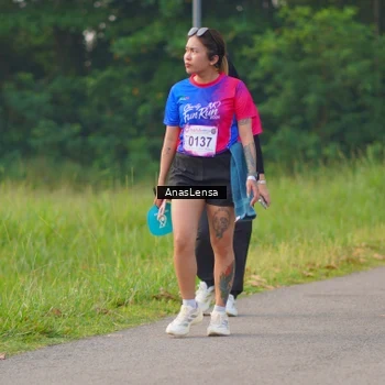 Runner Photo 8148359