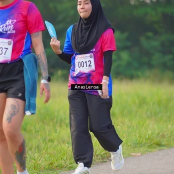 Runner Photo 8148372