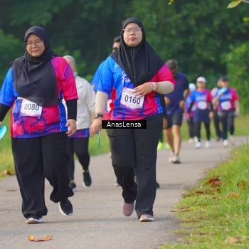 Runner Photo 8148423