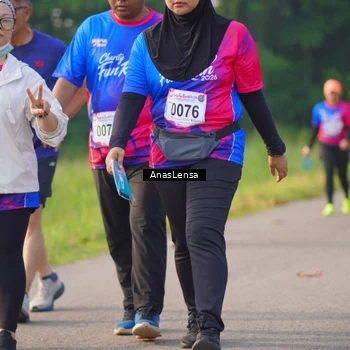 Runner Photo 8148442