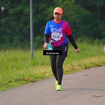 Runner Photo 8148446