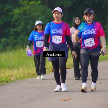 Runner Photo 8148459