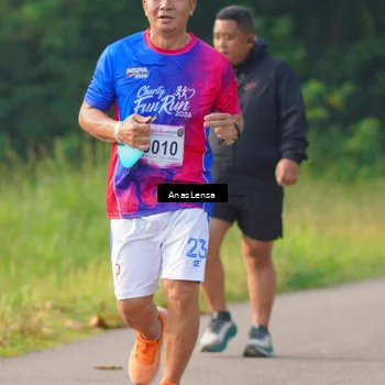 Runner Photo 8148479