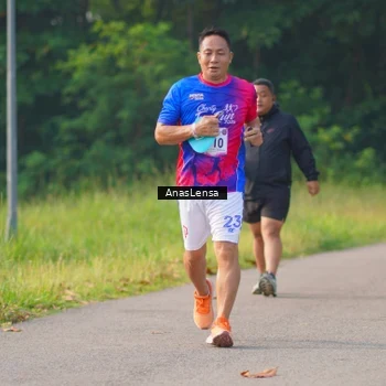 Runner Photo 8148486