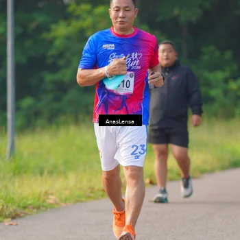 Runner Photo 8148487