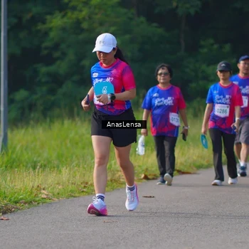 Runner Photo 8148513