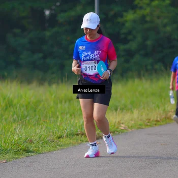 Runner Photo 8148533