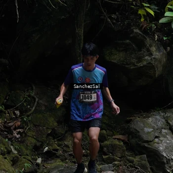 Runner Photo 8148536