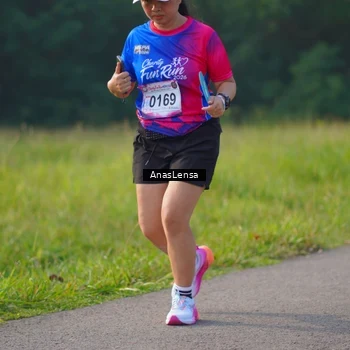 Runner Photo 8148575
