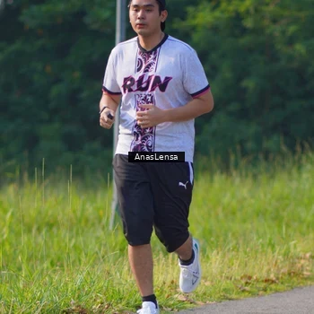 Runner Photo 8148629