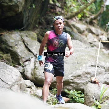 Runner Photo 8148630