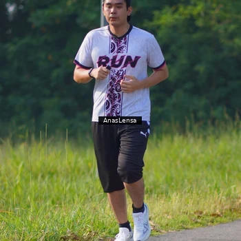 Runner Photo 8148631