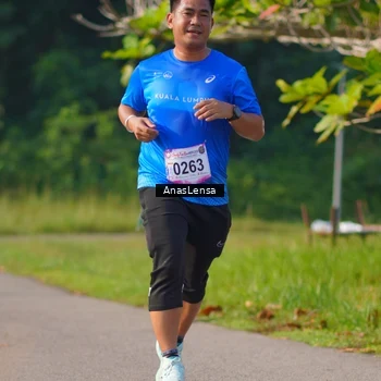 Runner Photo 8148747