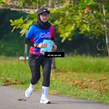 Runner Photo 8148811
