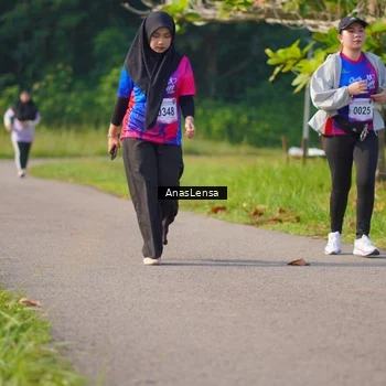 Runner Photo 8148846