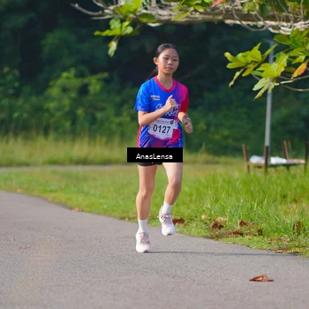 Runner Photo 8148898