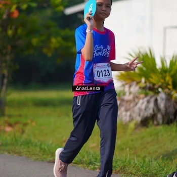 Runner Photo 8149079