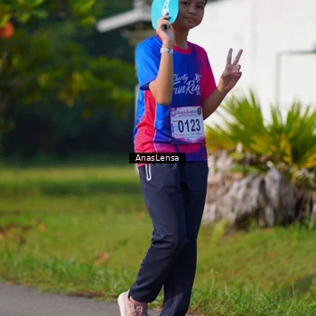 Runner Photo 8149083