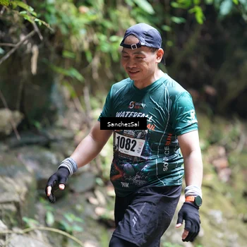 Runner Photo 8149107