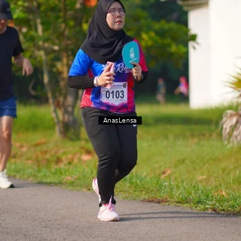 Runner Photo 8149121