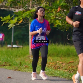 Runner Photo 8149126