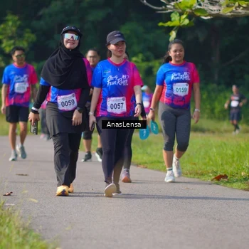 Runner Photo 8149322