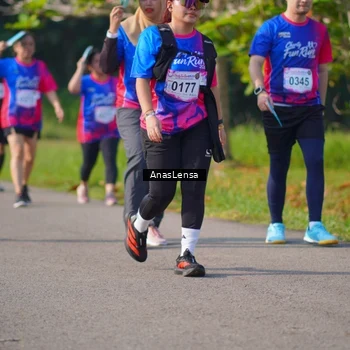 Runner Photo 8149383