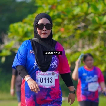 Runner Photo 8149391