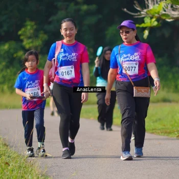 Runner Photo 8149476