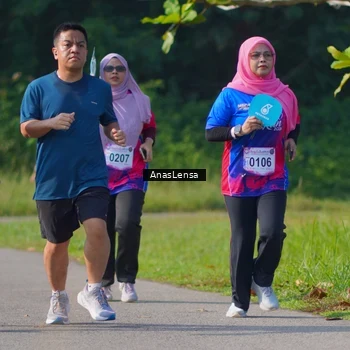 Runner Photo 8149562