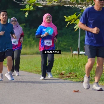 Runner Photo 8149565